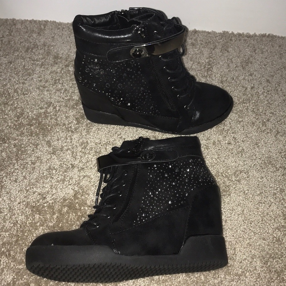 $8 sale plus 25% off bundles